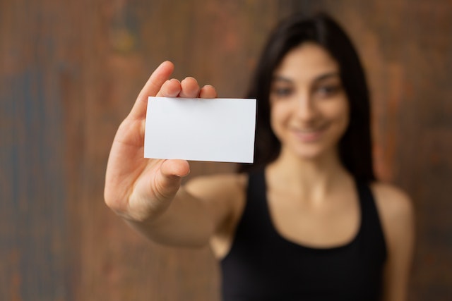 4 Common Business Card Mistakes and How to Avoid Them
